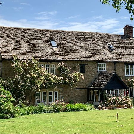 Forthay Bed And Breakfast North Nibley Exterior foto